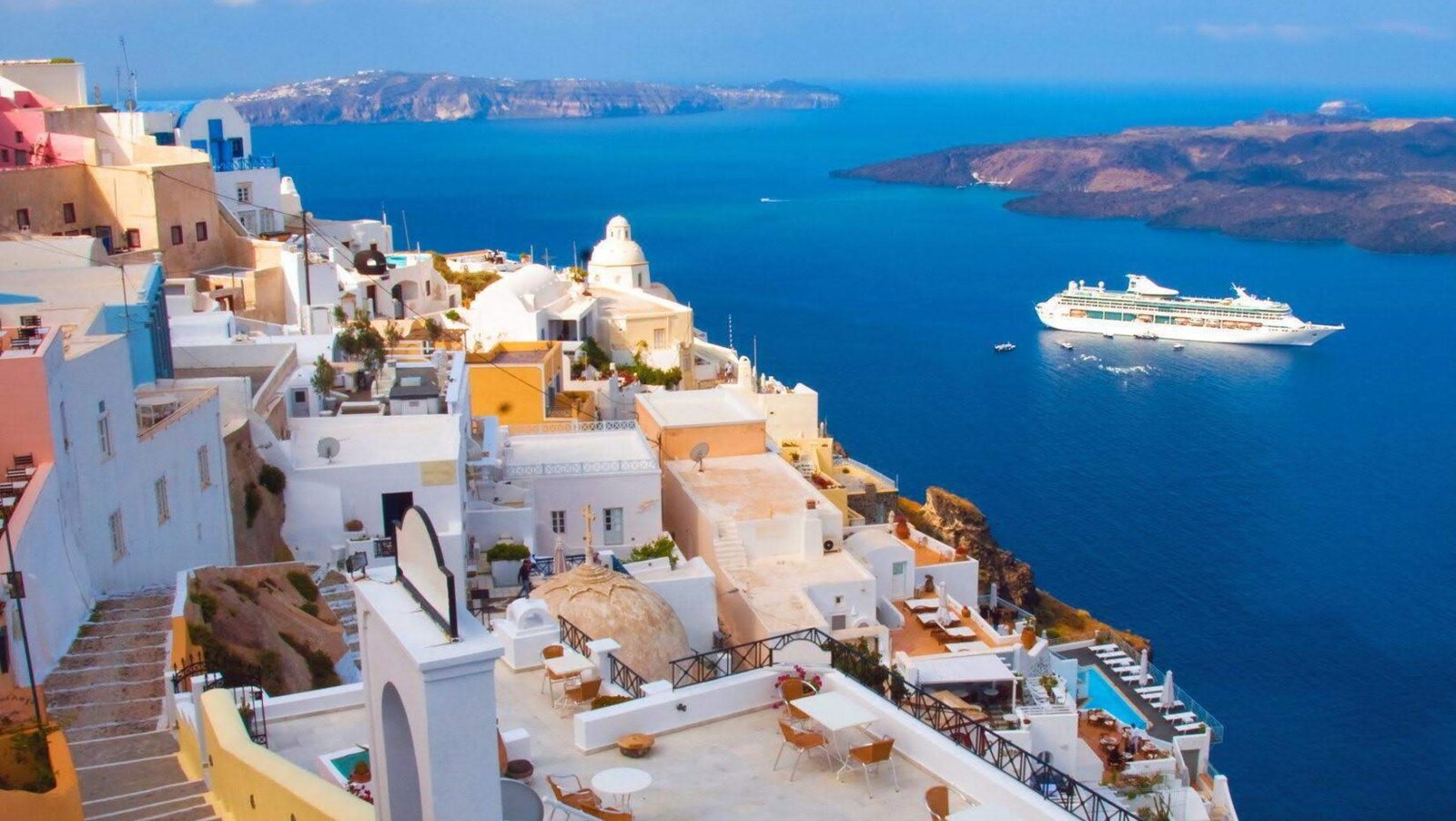 Luxury Travel Agency Greece – Chaya Voyages bespoke Santorini & Aegean cruise journey